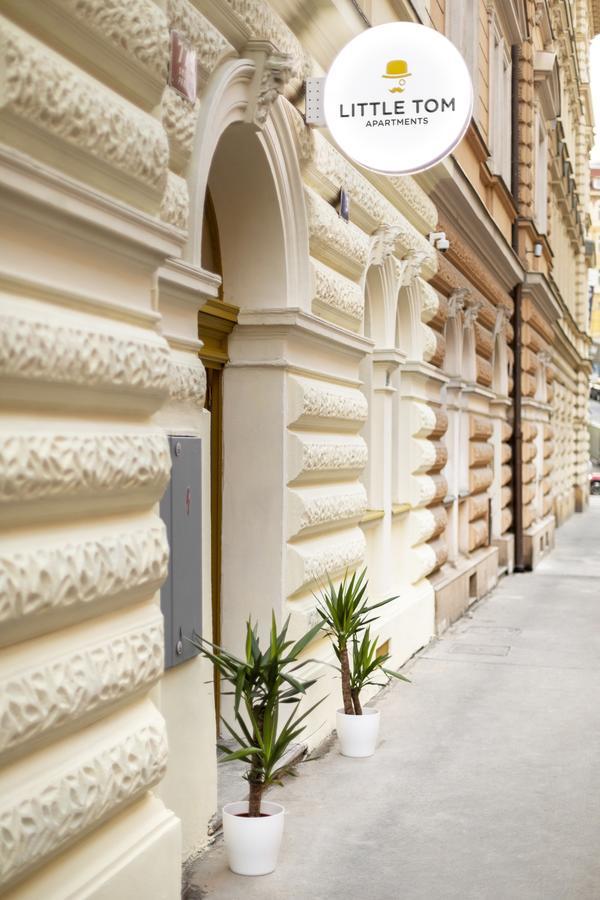 Little Tom Apartments Praga Esterno foto