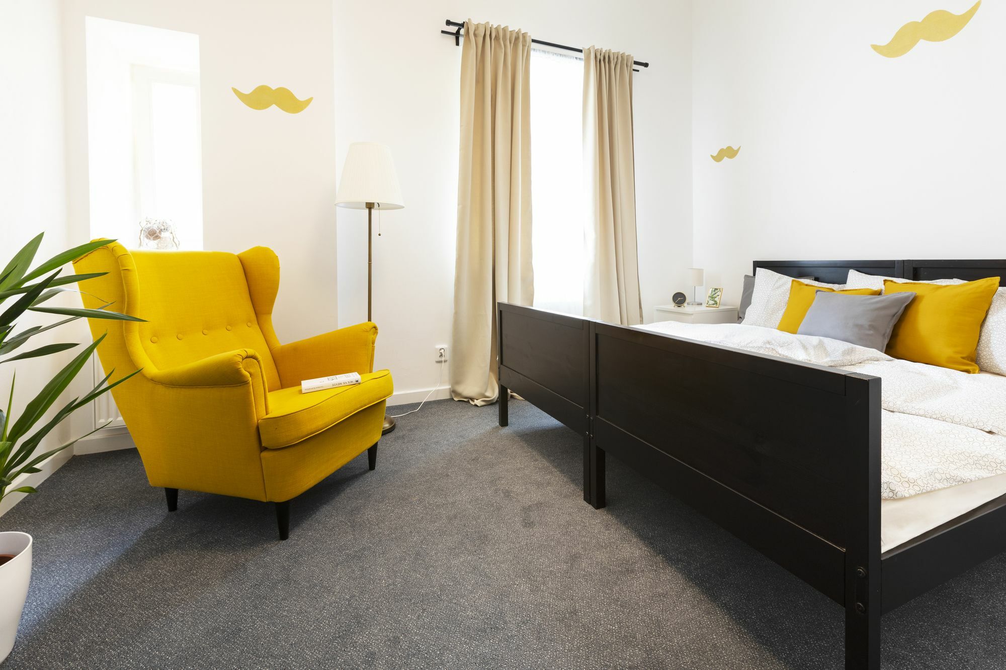 Little Tom Apartments Praga Esterno foto